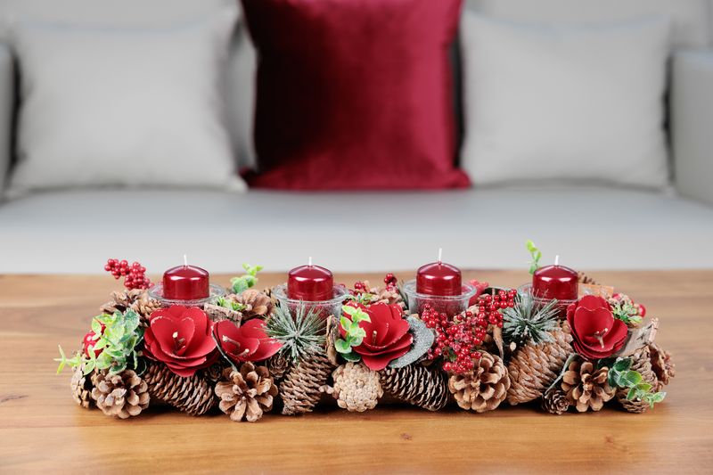 MagicHome Weihnachtskerze, 4x6 cm, zylindrisch, Packung. 4 Stück, rot, Metallic-Effekt, Advent