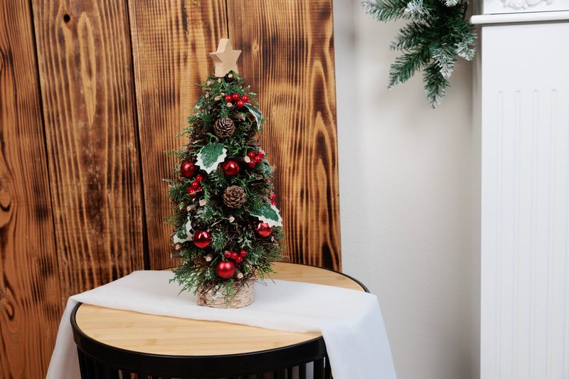 MagicHome Weihnachtsbaum, auf Sockel, mit Stern, 18x40 cm