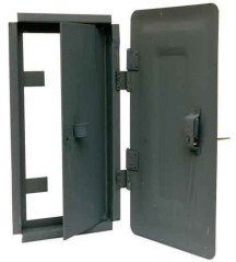 Vrata za dimnjak sa ključem 360 x 200 mm osnovna boja