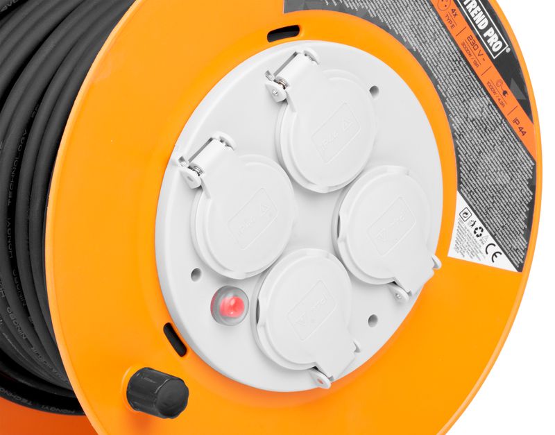 Cable Strend Pro CR038, 4 aljzat, L-20 m, IP44, gumi, hosszabbító, dobon