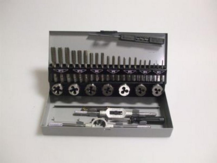 Zavitnik + zavitove ocka sada 32ks