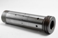 Cylinder tłokowy DB13-15 część 19