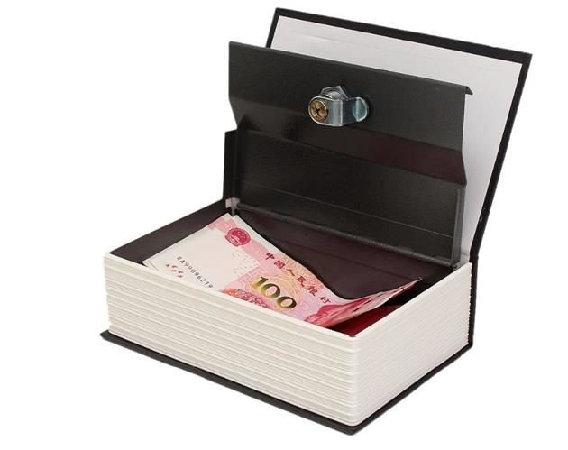Safe - carte 18cmx11,5cm (acțiune)