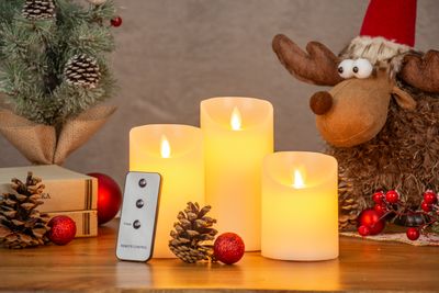Svíčky MagicHome Vánoce, sada 3 ks, LED, 3xAAA, pravý vosk, snadné svícení, časovač, pohyblivý plamen, 7,5x10; 12,5; 15 cm