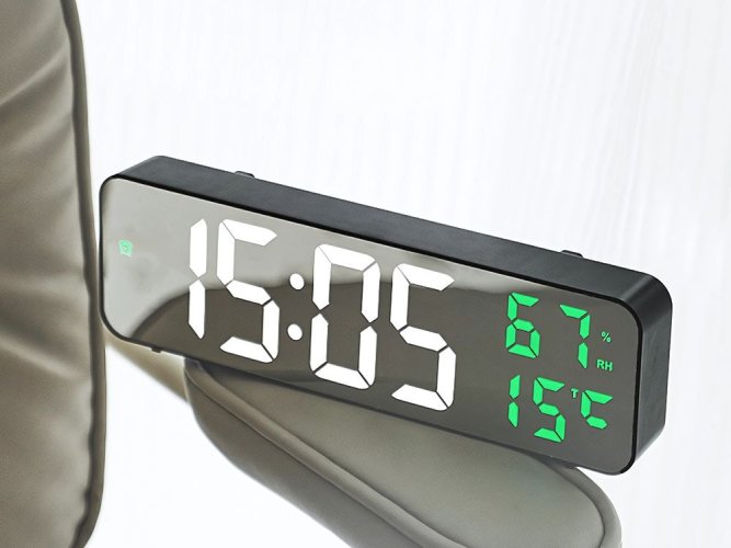 Elektronické hodiny digitálne led budík teplomer zrkadlo stojace usb batérie