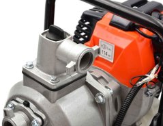 Motorna pumpa za vodu, 150-300 l/min, usisna visina 8 m, tlačna 30 m, 42,7 cm3, grlo 1"; (akce)