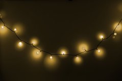 MagicHome Weihnachts-Kirschkugelkette, 100x LED warmweiß, IP44, 8 Funktionen, Beleuchtung, L-9,90m