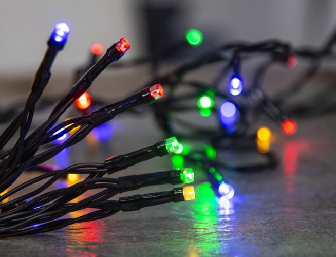 Řetěz MagicHome Vánoce Ceibo, 96 LED multicolor, 8 funkcí, časovač, 3xAA, exteriér, osvětlení, L-7 m