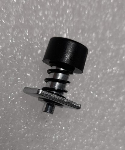 Zaklepanje rotorja na brusilniku Worcraft EMG01-42, številka dela 12