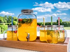 Recipient MagicHome, ulcior de apă cu robinet, sticlă, 5 litri.