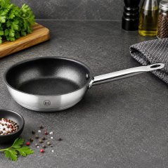 Nerezová panvica s nepriľnavým povrchom 20 cm PRO-X