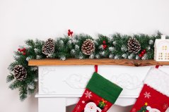 Girlande MagicHome Weihnachten, Beere, 180 cm, 150 Zweige