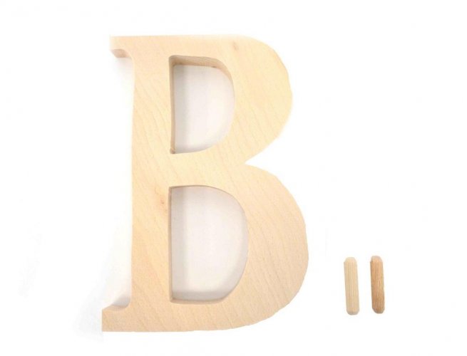 Hausnummer. Holzbuchstabe „B“